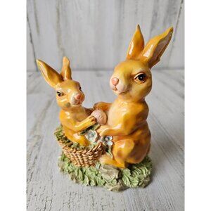 Vintage Easter bunny rabbit decor statue figurine basket